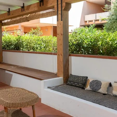 E11 Apartament *