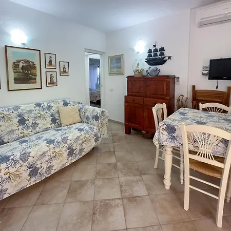 E11 Apartament *