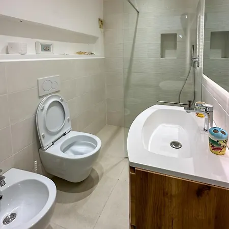 Apartament E11